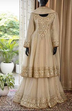 Tissue Anarkali, Pakistani Anarkali Suits, Tissue Design, Pakistani Anarkali, Tissue Dupatta, Wedding Lehenga Designs, Lehenga Designs Simple, Cynthia Erivo, Desi Fashion Casual