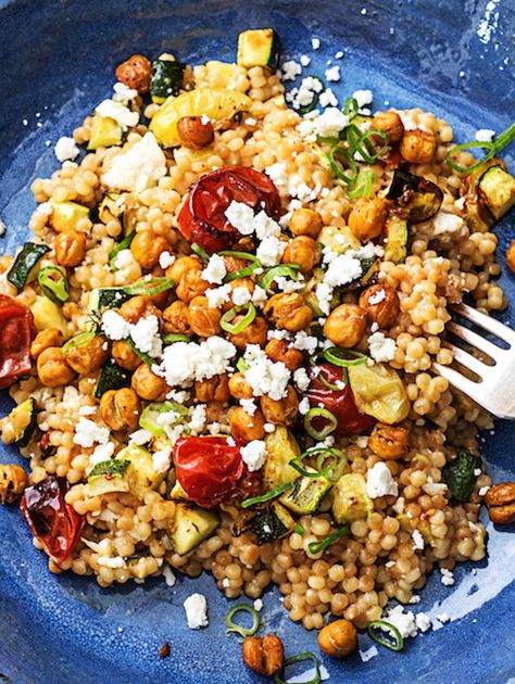 Lunch Stuff, Veggie Mains, Mediterranean Couscous, Easy Vegetarian Recipes, Hello Fresh Recipes, Couscous Recipes, Fresh Recipes, Pescatarian Recipes, Cous Cous