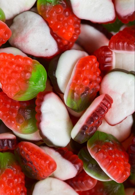 Strawberry & Cream Gummies Strawberry Milk Aesthetic, Strawberry Gummies, Milk Aesthetic, Strawberry Clothing, Wallpers Pink, I Want Candy, Movie Snacks, Strawberry Cream, Strawberry Milk