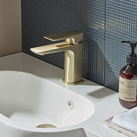 Roper Rhodes | Elate Basin Mixer With Click Waste Brushed Brass Bathroom Fixtures, Brushed Brass Bathroom, Brass Taps, Roper Rhodes, Contemporary Bathroom Designs, Brass Tap, Bath Shower Mixer Taps, Sink Mixer Taps, Brass Bathroom