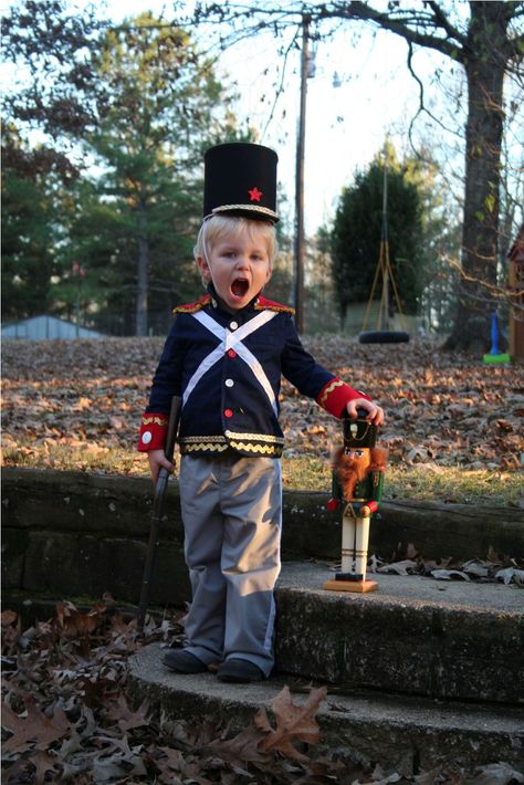 DIY kids costume | Two Girls Blog Diy Nutcracker Costume, Target Kids Clothes, Toy Soldier Costume, Christmas Costumes Diy, Nutcracker Costume, Diy Nutcracker, Christmas Toy Soldiers, French Soldier, Nutcracker Costumes