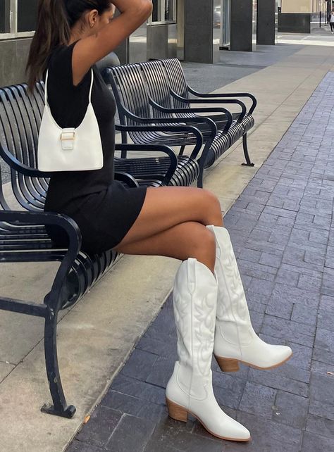 Looking for a stylish and versatile pair of boots to complete your outfit? Look no further than these white Billini cowgirl boots! Made with high-quality materials and featuring a classic Western design, these boots are perfect for adding a touch of edgy flair to any look. From casual jeans and a tee to a chic dress and jacket, these boots are sure to turn heads wherever you go. So why wait? Add these white Billini cowgirl boots to your wardrobe today and step out in style! #Billini #CowgirlBoot Stylish Boots For Women, Manifest 2024, Tan Leather Boots, White Cowboy Boots, Elegant Boots, Maternity Wardrobe, Luxury Boots, Boots Western, Summer Inspo