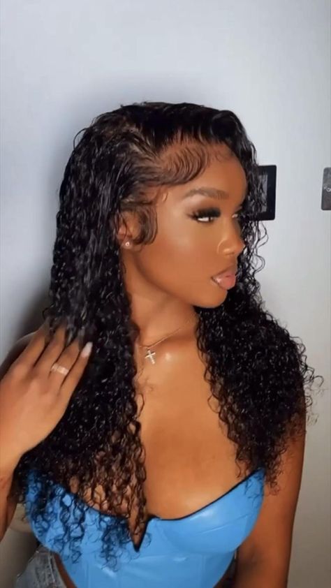 @MADISON.MBT in 2022 | Human hair wigs, Birthday hairstyles, Burgundy curly hair Madison Mbt, Burgundy Curly Hair, Wavy Weave Hairstyles, Curly Hair Sew In, Wet Look Hair, African Natural Hairstyles, Wet And Wavy Hair, Frontal Wig Hairstyles, Birthday Hairstyles