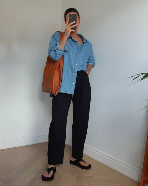 Denim Shirt Outfit, Looks Jeans, Minimal Outfit, Mode Inspiration, Looks Vintage, Weeding, Minimal Fashion, Outfits Casuales, Look Fashion