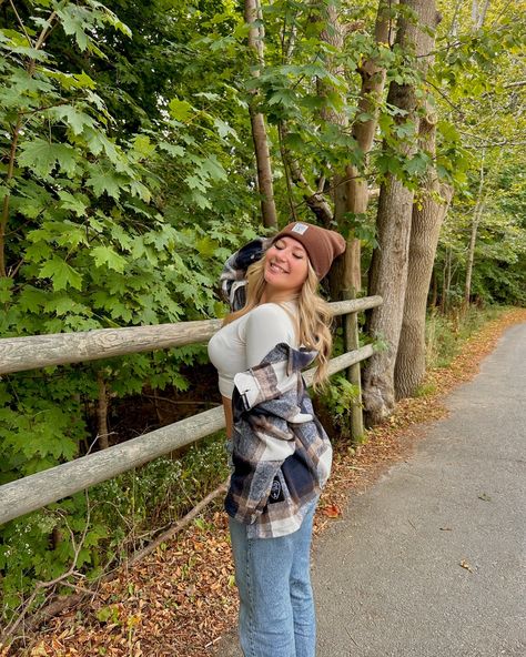 Kept warm by @countryliberty this fall 🍂 SHOP THE PLAID SHACKETS AND TOQUES NOW!!! - Fall outfits, plaid, flannel, toques, beanie, outfit inspo, september outfit, fall ootd, cold weather, fall clothes, flannel outfit, plaid outfit, white top outfit, outdoors, nature, fall weather, fall leaves, autumn, autumn breeze. #outfitoftheday #outfitideas #outfitinspiration #summerstyles #minimalstyle #streetstyle #pinterestinspired #pinterestaesthetic #moodboardaesthetic #fashioninspo #ootd #daily... Ootd Cold Weather, Fall Outfits Plaid, White Top Outfit, White Tops Outfit, September Outfits, Plaid Outfit, Flannel Outfit, Nature Fall, Beanie Outfit