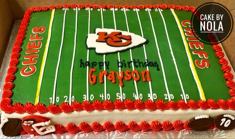 Chiefs cake for Grayson’s celebration…#decoratedcakes #cakedecorating #cakesofinstagram #instacake #cakestagram #decoratedsheetcake #sheetcakesdonthavetobeboring #sheetcake #handcutfondant #birthdaycake #decoratedcakes #chiefs 49ers Birthday Party, Football Field Cake, Picture Cake, Football Cakes, Cougars Football, Bulldogs Puppies, Football Birthday Cake, Puppies Pictures, Cocktail Party Themes