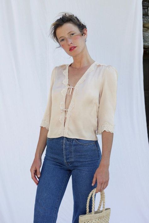 Rouje Aldo Blouse Half Top, French Women Style, Kendall Style, Feminine Blouses, French Girls, French Women, Euro Style, The 90s, French Fashion