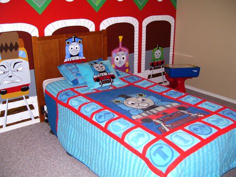 Thomas the Train Decorations for Bedroom - Interior Paint Color Trends Check more at http://mindlessapparel.com/thomas-the-train-decorations-for-bedroom/ Paint Color Ideas For Bedroom, Color Ideas For Bedroom, Train Bedroom Decor, Friends Room Decor, Train Room Decor, Thomas Bedroom, Train Bedroom, Friends Room, Big Boy Bedrooms