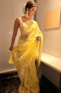 Pooja Hedge Saree, Poja Hegde, Saree Outfits, Indian Fits, Corset Fashion Outfits, Haldi Outfits, Saree Blouse Styles, Saree Wearing Styles, Bridesmaid Saree