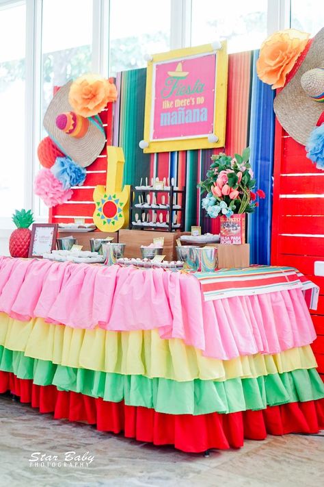 Fortnight Birthday, Mexico Birthday, Guitar Table, Fiesta Photo Booth, 55 Birthday, Mexican Fiesta Birthday Party, Mexican Theme Party Decorations, Camp Party, Mexican Birthday Parties