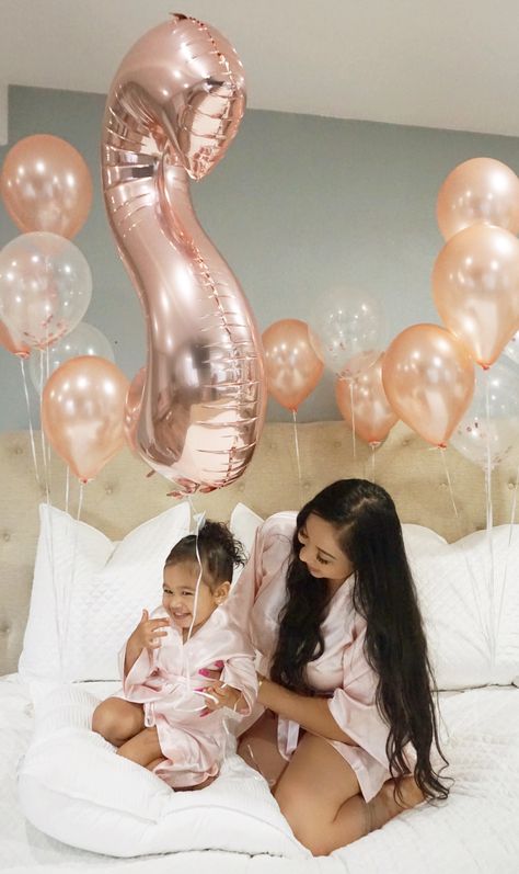 Mama & Me Birthday pics 📸💕 #2ndBirthday Mommy Daughter Photos, Mommy And Me Photo Shoot, Birthday Pics, Birthday Shoot, Me Photo, Mommy Daughter, Mommy And Me, 2nd Birthday, Photo Shoot