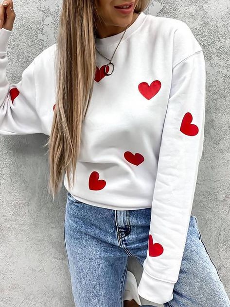 Heart Prints, Oversized Pullover, Oversized Sweatshirt, Kids Sleepwear, White Hoodie, White Casual, Trendy Tops, White Sweatshirt, Heart Print