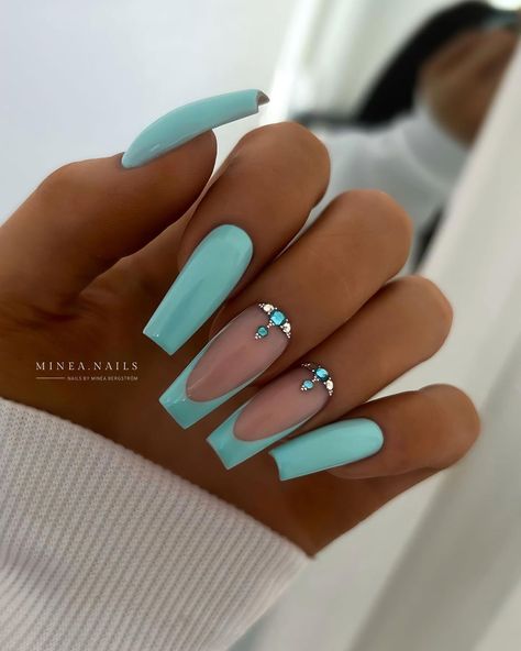 40 Best Nail Inspo You'll Want to Try Teal Nail Designs, Coffin French, Teal Nails, Turquoise Nails, French Tip Nail Designs, Nails Today, Smink Inspiration, White Nail, Acrylic Nails Coffin Short