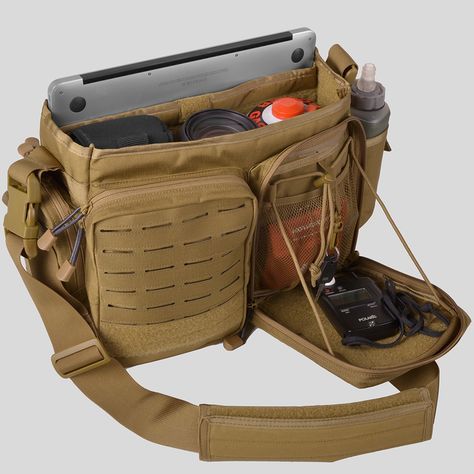 Military Messenger Bag, Tactical Fashion, Molle Backpack, Tactical Life, Army Gears, Tactical Wear, Edc Bag, Survival Bag, Military Gear Tactical