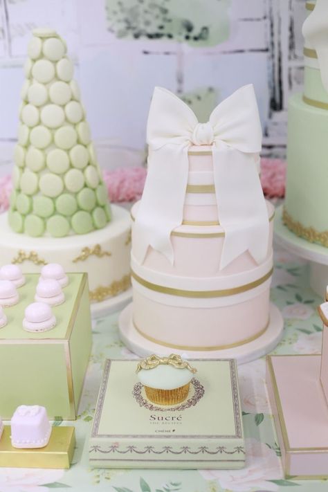 Laudree Theme Birthday, Laduree Party, Parisian Theme, Paris Theme Party, Paris Birthday, French Dessert, First Birthday Party Themes, Wedding Luxury, Birthday Kids