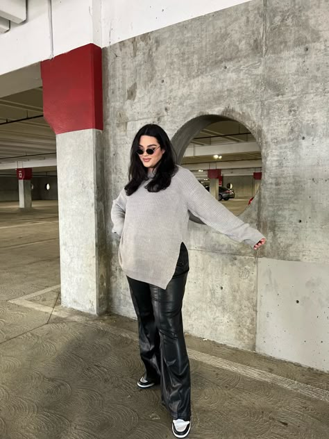 Leather Pants With Panda Dunks, Plus Size Glow Up, Leather Pants Outfit Going Out Plus Size, Oversized Leather Pants Outfit, Winter Outfits With Dunks, Plus Size Dunks Outfit, Nyc Plus Size Outfits, Plus Leather Pants Outfit, Panda Dunks Outfit Plus Size