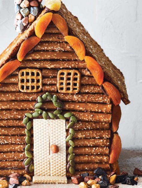 Pretzel Houses Log Cabins, Log Cabin Pretzel House, Charcuterie Log Cabin, Pretzel Log Cabin Christmas, Pretzel House Log Cabins, Charcuterie Cabin, Log Cabin Gingerbread House Ideas, Pretzel House, Pretzel Log Cabin