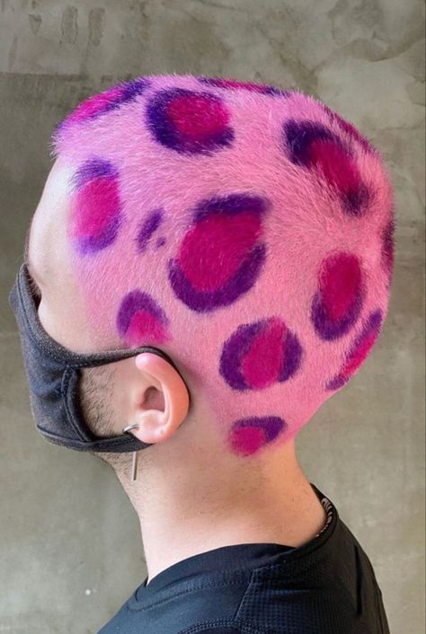 Loving this pink and purple rainbow leopard print hair shaved head design. Lavender hair Cheetah Hair Dye, Brunette 2023, Girl Buzzcut, Male Haircut, Cheetah Print Hair, Shaved Head Designs, Short Hair Designs, Dyed Hair Men, Buzzed Hair