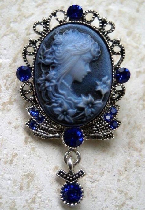 Bijoux Art Nouveau, Magical Jewelry, Cameo Jewelry, Vintage Cameo, Pin Pendant, Cameo Brooch, Cameo Pendant, Crystal Brooch, I Love Jewelry