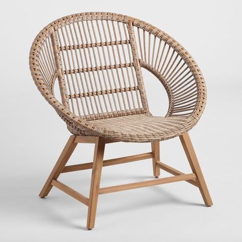 The Most Affordable + Stylish Outdoor Patio Chairs Balcony Styling, Kursi Bar, Rattan Outdoor, Wooden Toys Plans, Patio Lounge Chairs, Coastal Town, Patio Lounge, Linear Pattern, Built In Bookcase