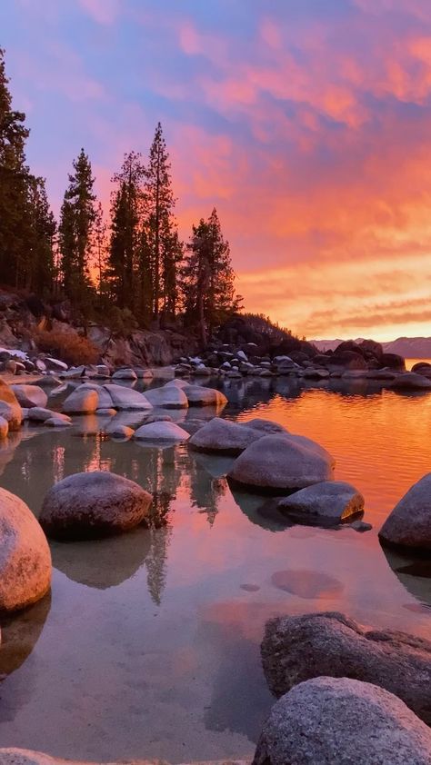 glennleerobinson on Instagram: The most AMAZING sunset I’ve ever seen at Lake Tahoe 🔥🙌 #laketahoe #beautifuldestinations #sunset #earthfocus #travel Lake Tahoe Summer, Winter Sunset, Pretty Landscapes, Lake Sunset, Pink Sunset, Amazing Sunsets, Sunset Views, Beautiful Lakes, Pretty Places