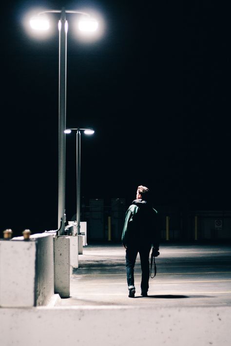 Man Standing Under Street Light, Person Standing Under Streetlight, Person Under Streetlight, Street Light Photoshoot, Streetlight Photoshoot, Streetlight Photography, Masculine Poses, Night Street Photography, Photo Realism