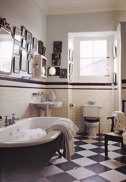 clean black and white edwardian style    bathroom from 'the irish country house' Claw Foot Bathtub, Irish Country House, Checkered Floor, Black White Bathrooms, Victorian Bathroom, Interior Vintage, Bad Inspiration, Black And White Tiles, Vintage Bathrooms