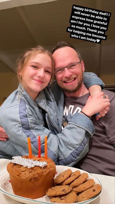 #jaydenbartels Happy Anniversary Parents, Happy Birthday Mom Message, Fathers Day Captions, Mom Dad Anniversary, Happy Birthday Captions, Dad Birthday Quotes, Best Birthday Wishes Quotes, Happy Birthday Papa, Happy Birthday Icons