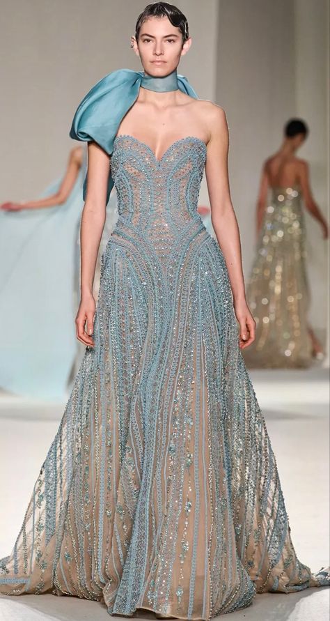 Paris In July, Elie Saab Designer, Couture Spring 2023, Coktail Dress, Couture Ready To Wear, Fashion Show Dresses, Elie Saab Couture, Event Outfit, Inspiration For Women