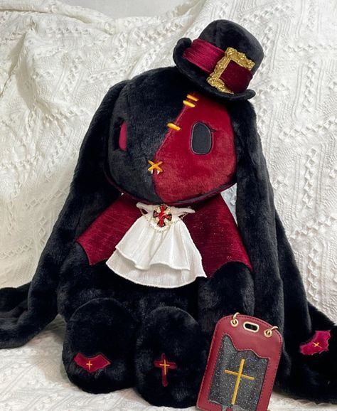 RosyDream 【-Vampire Rabbit-】 Halloween Gothic Lolita Bag and Doll

◆ Shopping Link >>> https://lolitawardrobe.com/rosydream-vampire-rabbit-halloween-gothic-lolita-bag-and-doll_p7892.html Creepy Stuffed Animals, Rabbit Halloween, Shopping Link, Doll Plushies, Halloween Gothic, Kawaii Plushies, Dessin Adorable, Bunny Plush, Cute Stuffed Animals