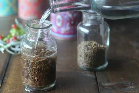 6 Benefits of Valerian Root (Plus How To Make Valerian Tincture And Tea) For Sleep, Valerian Tea, Tinctures Recipes, Lemon Balm Extract, Allergy Remedies, Herb Recipes, Herbal Tinctures, Herbal Recipes, Herbal Apothecary