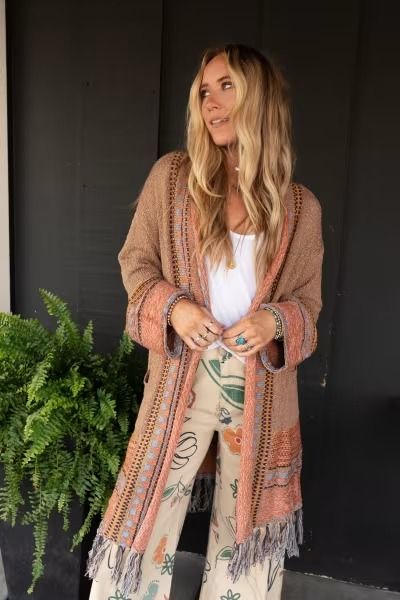 Bohemian Fashion for Women | Shop Affordable Women's Bohemian Style Clothing | Three Bird Nest Cute Boho Outfits, Bohemian Clothing For Women, Cute Border, Three Bird Nest, Bohemian Style Clothing, Bohemian Chic Fashion, Boho Style Outfits, Loose Cardigan, Fringe Cardigan