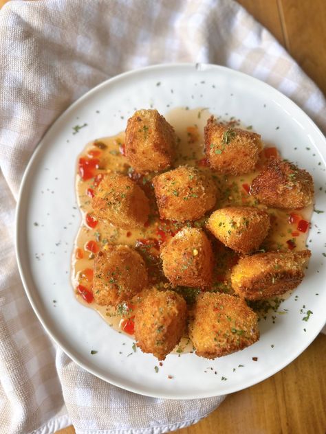 Pimento Cheese Balls, Best Appetizer, Pimento Cheese Recipes, Homemade Comfort Food, Sheet Pan Dinners Chicken, Baked Dinner, Meatless Main Dishes, Cheese Ball Recipes, Cheese Bites