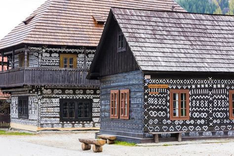 Admire Slovak folk art in Čičmany open-air museum Slovak Folk Art, Slovakian Folk Art, Slovenian Folk Art, Artist Homes, Slovak Folklore, Hillel Slovak, Slovakia Culture, Bojnice Castle, Slovakia Travel