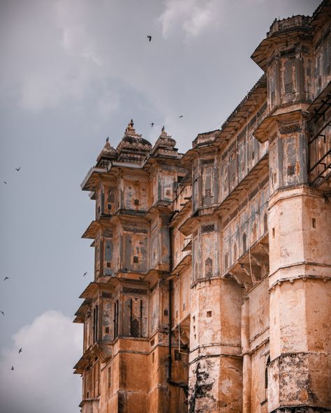 Mehrangarh Fort Jodhpur, Mehrangarh Fort, Udaipur India, Happy Images, Outdoor Portraits, Brick Wallpaper, Udaipur, Old Building, Jodhpur