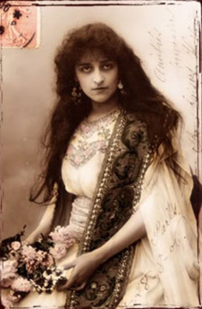 Foto Transfer, Old Fashion, Vintage Portraits, Look Vintage, Vintage Photographs, Vintage Beauty, Vintage Photography, Vintage Photos, Long Hair