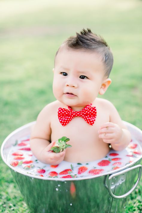 3 Month Old Milk Bath Pictures, Valentines Day Milk Bath Photos Baby, Baby Boy Milk Bath Photoshoot, 6 Month Milk Bath, Valentines Milk Bath Baby, Milk Bath Photography Baby Boy, Milk Bath Photography Baby, Half Birthday Baby Boy, 6 Month Baby Picture Ideas Boy