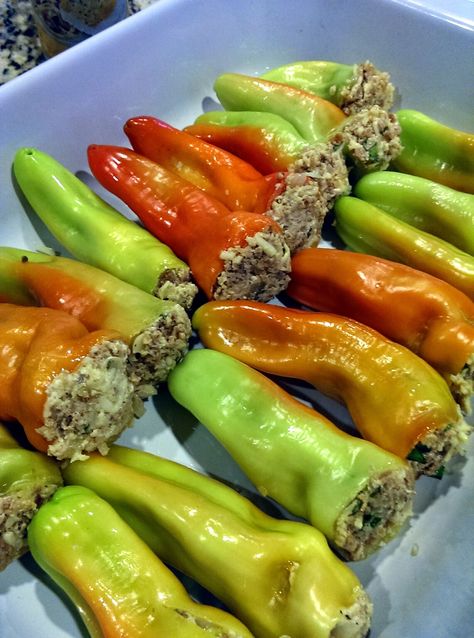 Stuffed Cubanelle Peppers, Recipes With Banana Peppers, Poblano Peppers Recipes, Cubanelle Pepper, Pepper Plant, Turkey Salad, Recipes Sausage, Sausage Dishes, Arborio Rice