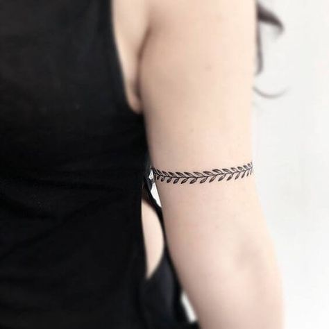 30+ Black Band Tattoo Design Ideas On Arm For Men And Women – EntertainmentMesh Tattoos Pulseras, Black Band Tattoo, Wrist Band Tattoo, Armband Tattoos For Men, Tattoo Band, Armband Tattoos, Forearm Band Tattoos, Band Tattoo Designs, Armband Tattoo Design