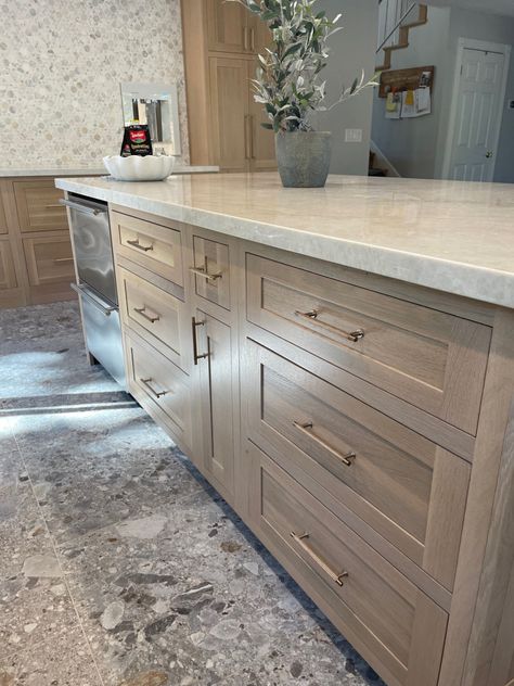 French Oak Cabinets Kitchen, Kabinart Cabinets Kitchens, Pickled White Oak Kitchen Cabinets, Light Stained Maple Cabinets, Light Stain Colors For Kitchen Cabinets, White Oak Kitchen Island White Cabinets, White Washed Oak Cabinets Kitchens, White Wash White Oak Cabinets, Tan Washed Cabinets