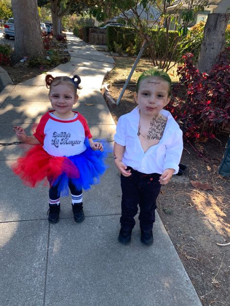 Kids Joker And Harley Quinn Costume, Toddler Joker Costume, Joker Toddler Costume, Baby Harley Quinn, Harley Quinn Costume Kids, Joker And Harley Quinn Costume, Girls Harley Quinn Costume, Harley Quinn Disfraz, Baby Joker