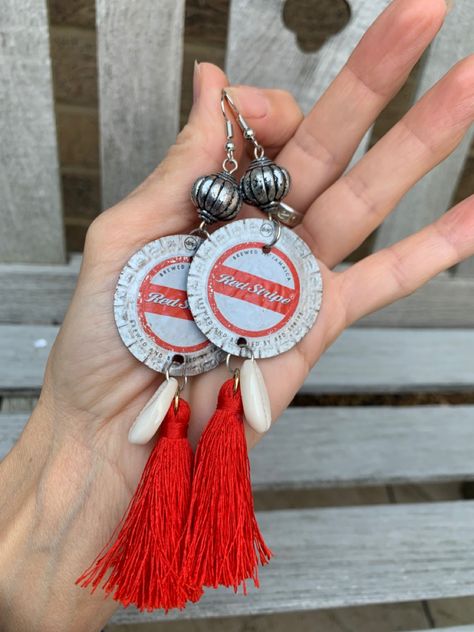 Upcycle Earrings, Soda Tab Crafts, Bottle Cap Earrings, Soda Tabs, Beer Cap, Beer Caps, Bottle Cap Crafts, Soda Bottle, Pencil Toppers