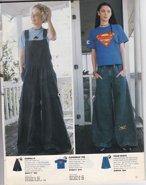 Even hipsters won't want to re-create these looks. (H/T Fuckyeahugly90sclothes.) Kids Fashion Trends, Skater Jeans, 1990s Fashion, Wide Jeans, A Magazine, 2000s Fashion, Up Girl, Look Cool, Teen Fashion