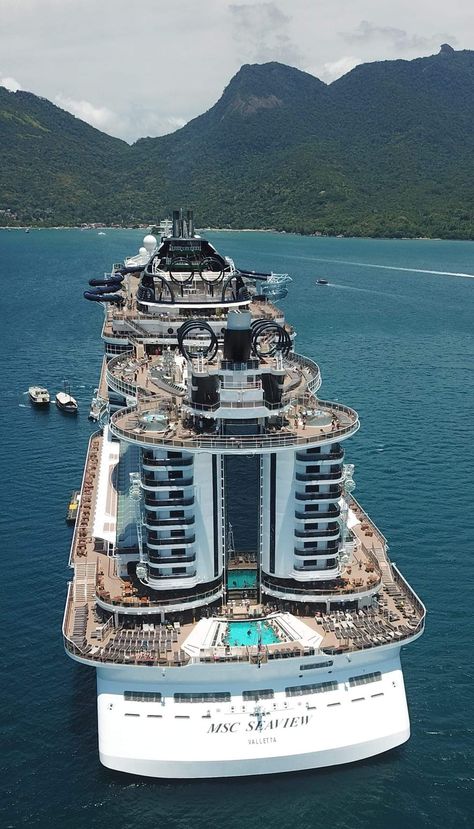 Cruise Ship Pictures, Biggest Cruise Ship, Luxury Sailing Yachts, Tanker Ship, Best Cruise Ships, Luxury Cruise Ship, Luxury Boat, Us Navy Ships, Msc Cruises