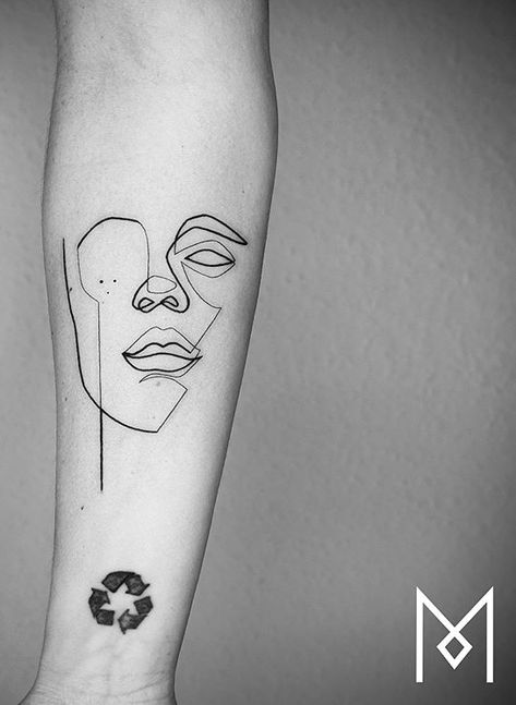 Womens Face Tattoo, Geometric Elephant Tattoo, Tattoo Lines, Continuous Line Tattoo, Womens Face, Mo Ganji, Face Tattoos For Women, Tatuagem Masculina Pequena