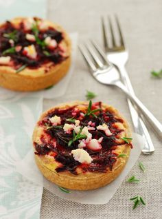 Feta Tart, Beetroot Recipes, Savory Tart, Caramelized Onion, Sweet Savory, Caramelized Onions, Vegetable Dishes, Vegetarian Dishes, Savoury Food