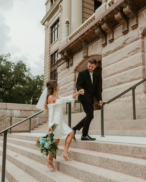 Courthouse Lovers 🏛️💍✨ I’m not going to lie… I SHOCKED myself with these! Ugh, I’ll NEVER not be OBSESSED!! 🤍 Who’s going to be the next couple I capture at this courthouse? 👀 Styled shoot hosted by @rileyyscottphotography & @gracies_candids • • • #courthousewedding #weddingphotographer #houstontxphotographer #leaguecitytxphotographer #saylormaephotography 1910 Courthouse Wedding, 1910 Harris County Courthouse, Wedding Photography Courthouse, Tarrant County Courthouse Wedding, Courthouse Marriage Photos, Courthouse Wedding Family Photos, Courthouse Wedding Flowers, San Diego Courthouse Wedding, Courthouse Wedding Aesthetic