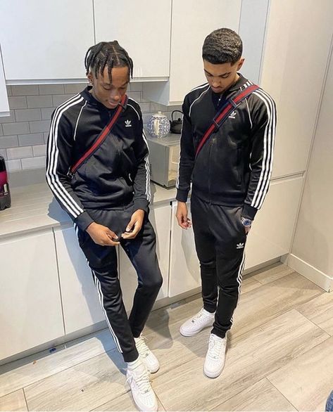 🧞‍♂️c_iwuagwu Black Sweatpants Outfit Men, Adidas Tracksuit Outfit, Tracksuit Outfit Mens, Adidas Tracksuit Mens, Nike Tech Fleece Outfit Men, Adidas Sweatpants Outfit, Men Graduation Outfit, Stylish Jeans For Men, Adidas Outfit Men