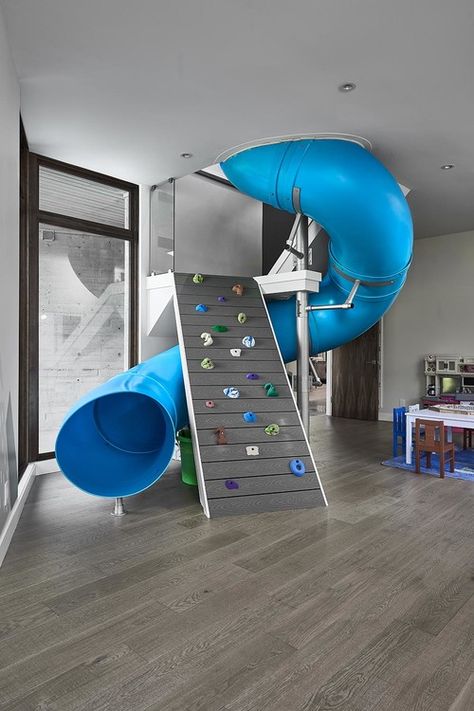 Room With Slide, Indoor Slide, Indoor Playroom, Indoor Slides, Outfit Travel, Playroom Design, Playroom Ideas, Climbing Wall, Tiny Spaces