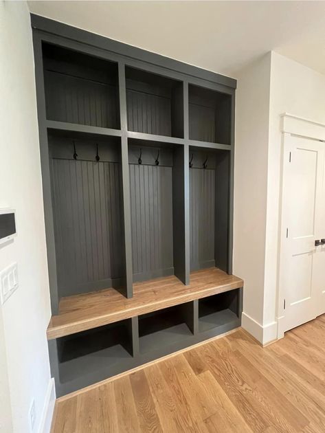 Built In Cubby, Mudroom Cubbies, Mudroom Remodel, Built In Lockers, Mudroom Cabinets, Mudroom Makeover, Mud Room Entry, Mudroom Lockers, Mudroom Decor